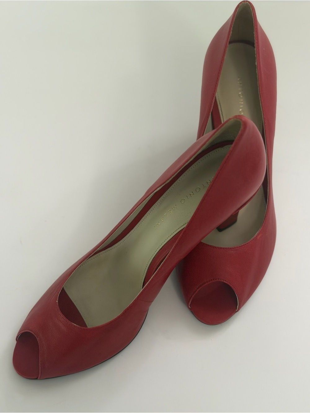 Red shoes  “Antonio Melani” , Red leather  Peep Toe Pumps, Women’s Size 7.5M.